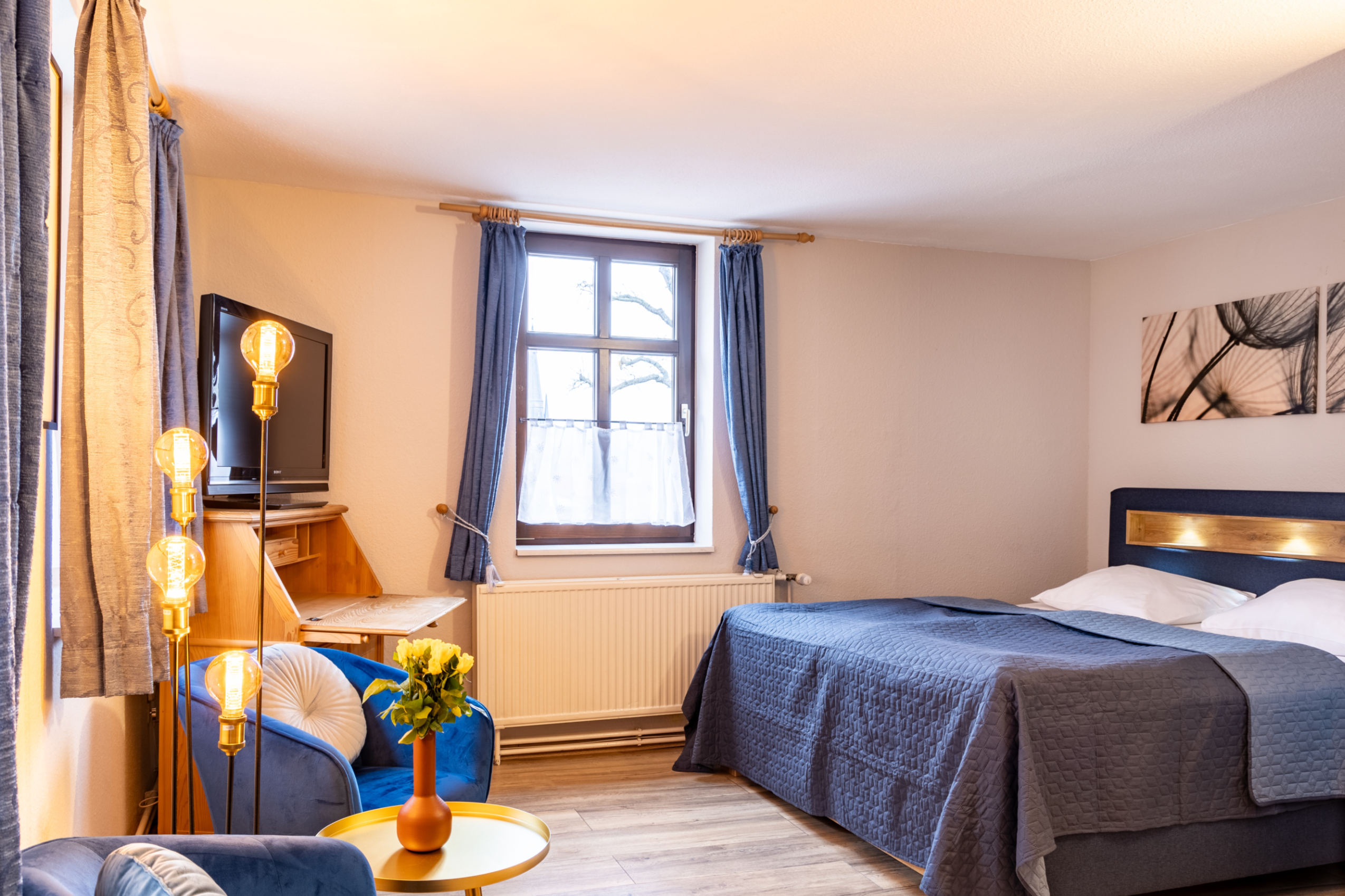 Komfort Zimmer Schlossberg Hotel Wernigerode - Doppelbett im historischen Fachwerkhaus